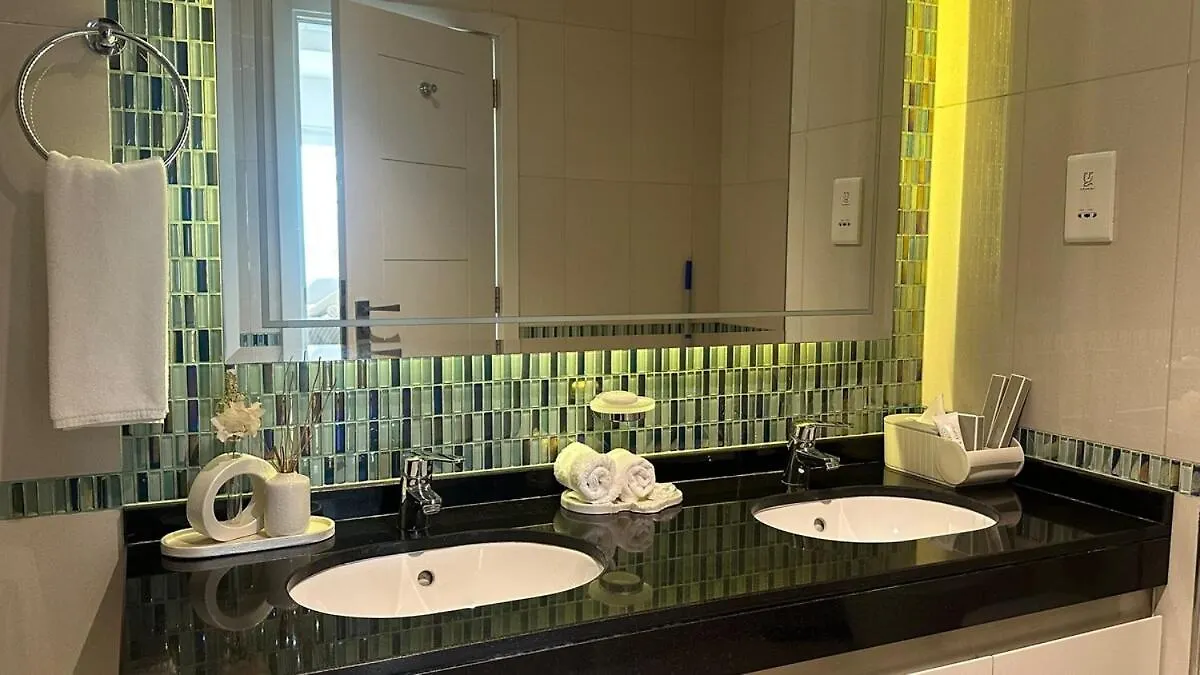 Exclusive 2Br Escape With Marina Views In Damac Heights By Bhavan Vacation Homes Dubai