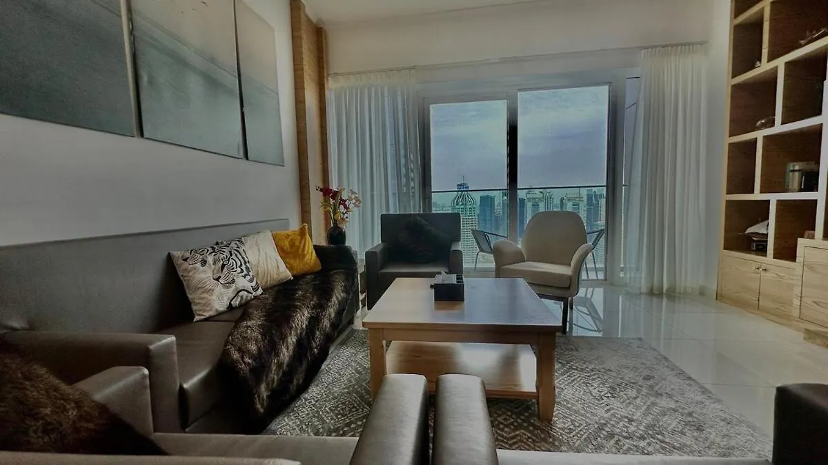 Exclusive 2Br Escape With Marina Views In Damac Heights By Bhavan Vacation Homes Dubai Apartment