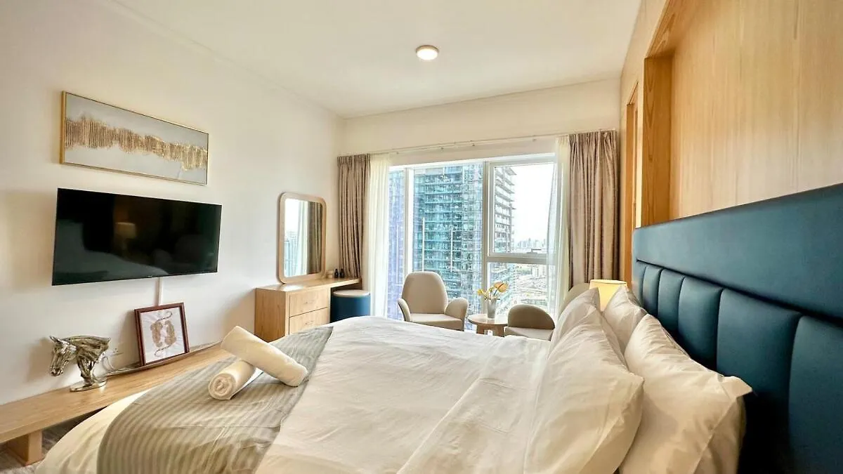 Apartment Exclusive 2Br Escape With Marina Views In Damac Heights By Bhavan Vacation Homes Dubai