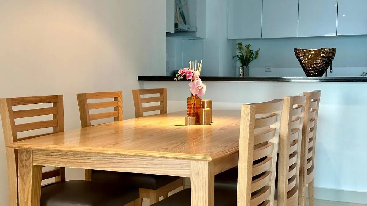 Apartment Exclusive 2Br Escape With Marina Views In Damac Heights By Bhavan Vacation Homes Dubai